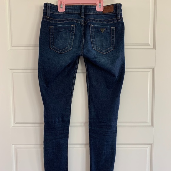 Guess Skinny Jeans - Picture 3 of 4